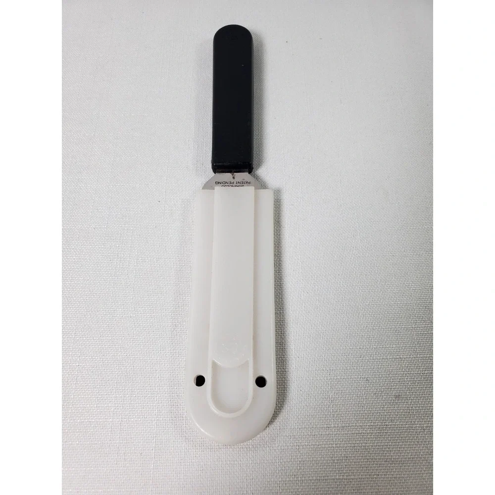 The Pampered Chef Cheese Knife # 1125 Slicer Spreader Stainless‎ W/Sheath